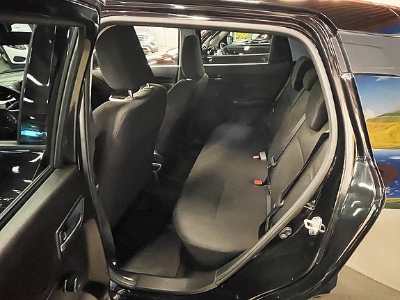 Suzuki Swift 4 of 5
