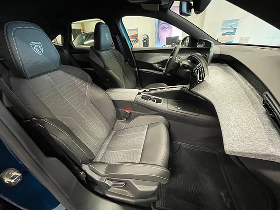 Peugeot 3008 8 of 21