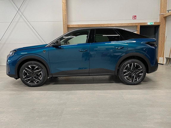 Peugeot 3008 2 of 5
