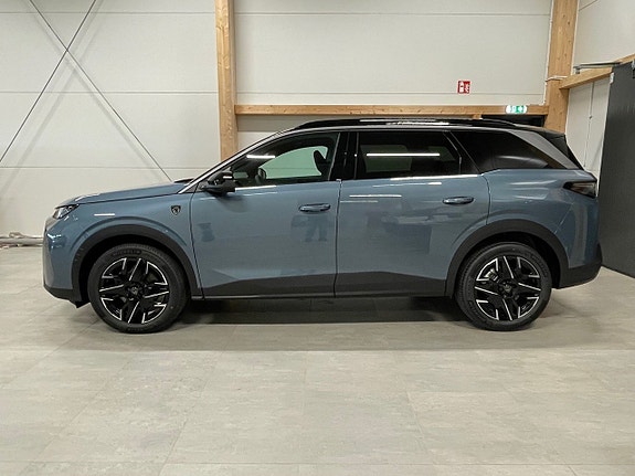 Peugeot 5008 2 of 5