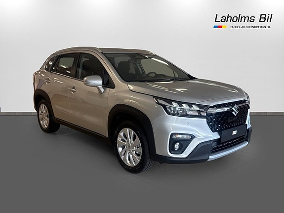Suzuki S-Cross 4 of 18