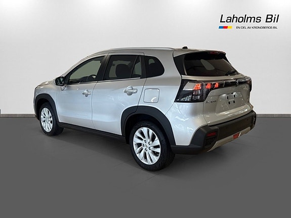 Suzuki S-Cross 3 of 18