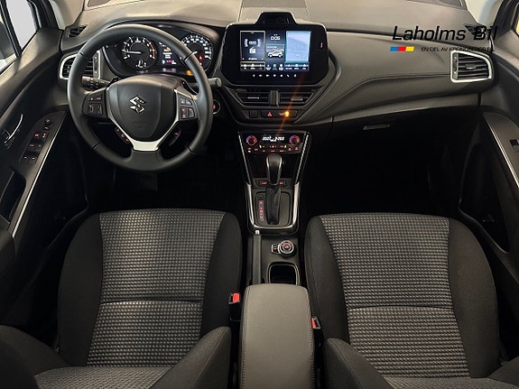 Suzuki S-Cross 10 of 18