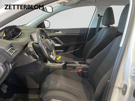 Peugeot 308 SW 7 of 14