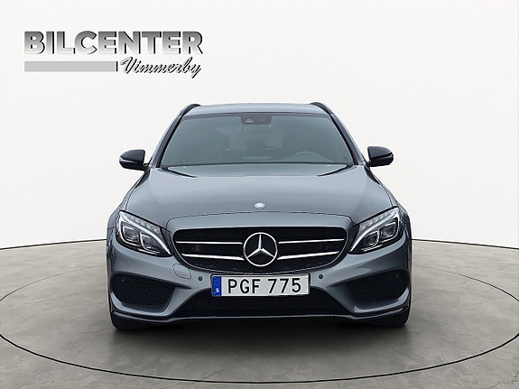 Mercedes-Benz C250 9 of 21