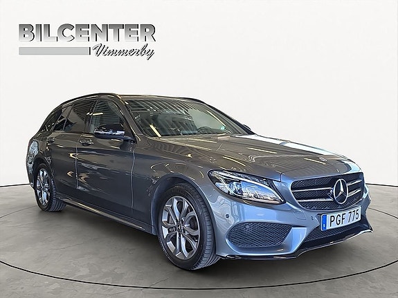 Mercedes-Benz C250 7 of 22