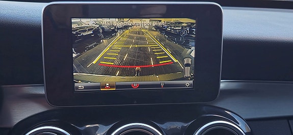 Mercedes-Benz C250 16 of 21