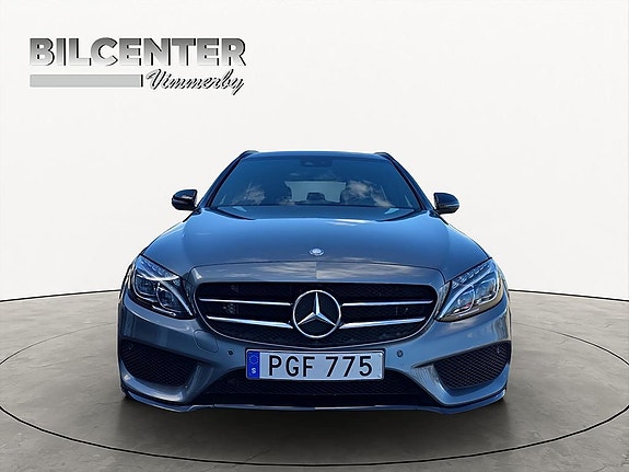Mercedes-Benz C250 8 of 22