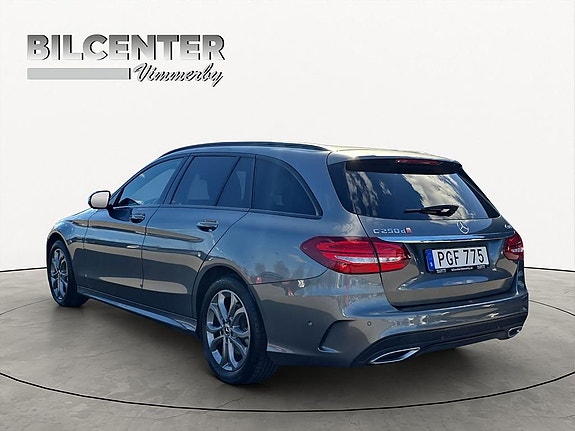 Mercedes-Benz C250 6 of 22
