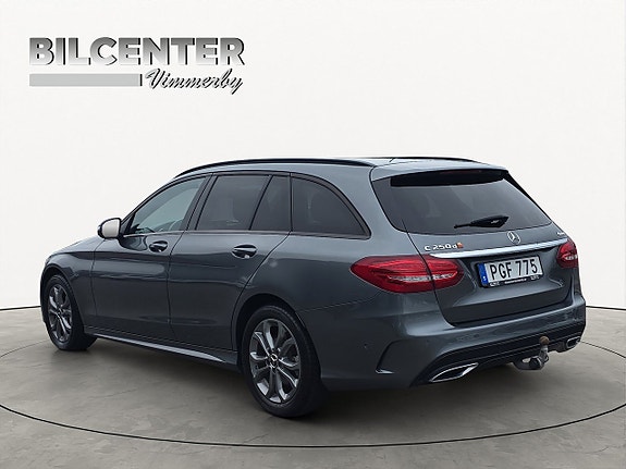 Mercedes-Benz C250 4 of 21