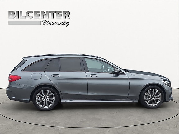 Mercedes-Benz C250 7 of 21
