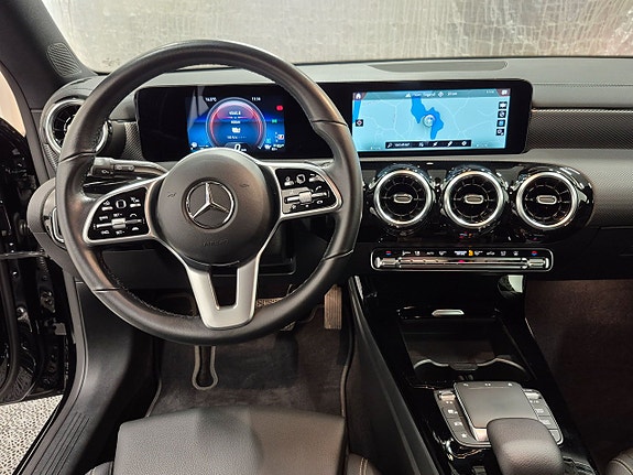 Mercedes-Benz CLA250 e 6 of 7