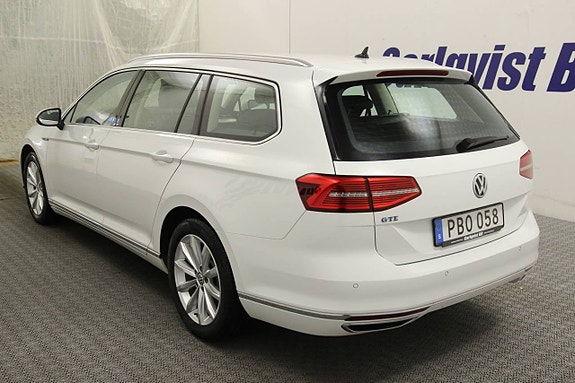 Volkswagen Passat 5 of 5