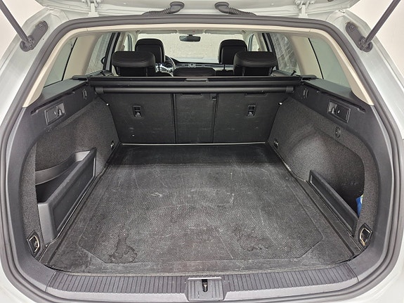 Volkswagen Passat 7 of 7