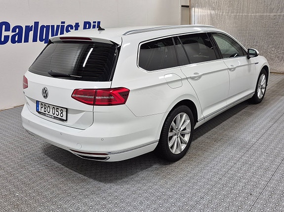 Volkswagen Passat 4 of 7