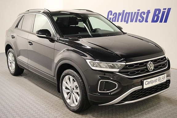 Volkswagen T-Roc 3 of 5