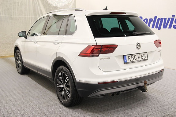 Volkswagen Tiguan 5 of 5