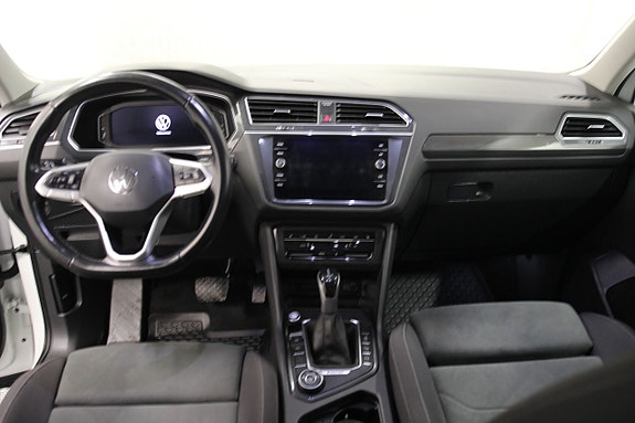 Volkswagen Tiguan 6 of 9