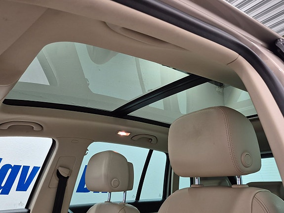 Volkswagen Tiguan 8 of 8