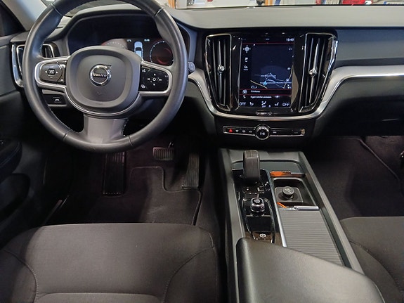 Volvo V60 Cross Country 7 of 7