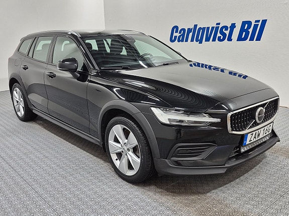 Volvo V60 Cross Country 5 of 5