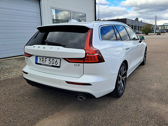 Volvo V60 5 of 7