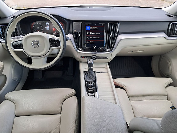 Volvo V60 6 of 7