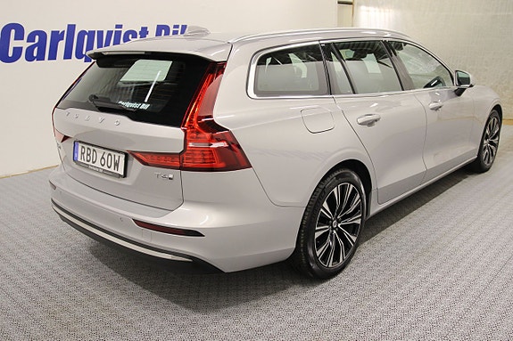 Volvo V60 4 of 11