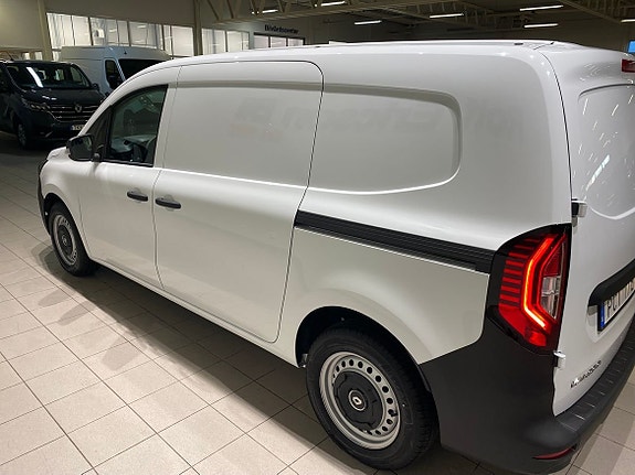 Renault Kangoo Express 9 of 16