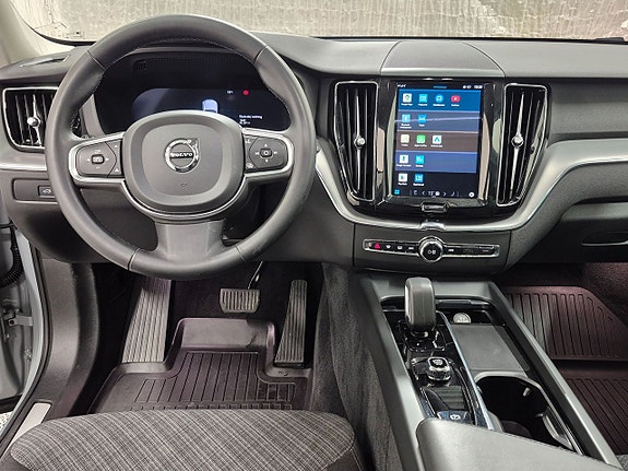 Volvo XC60 6 of 11