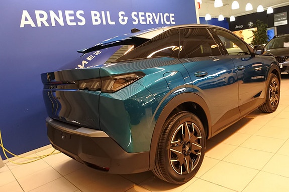 Peugeot 3008 3 of 5
