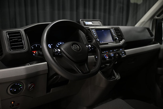 Volkswagen Crafter 30 of 30