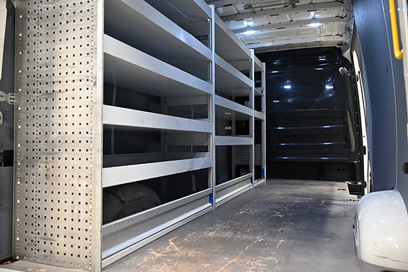 Volkswagen Crafter 17 of 30