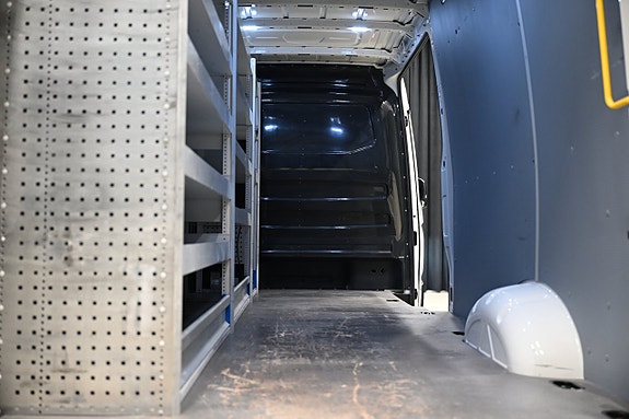 Volkswagen Crafter 16 of 30