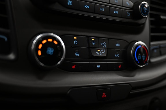 Ford Transit 26 of 30