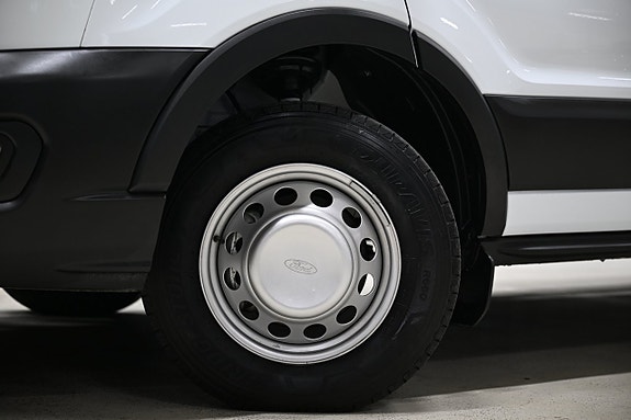 Ford Transit 18 of 30