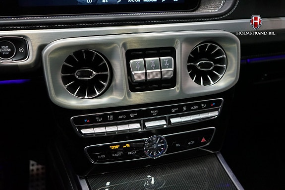 Mercedes-Benz G63 27 of 29