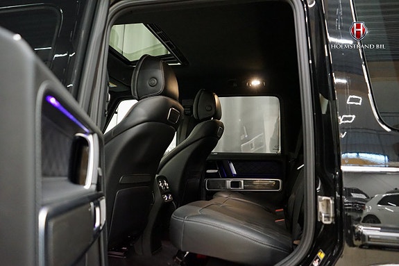 Mercedes-Benz G63 15 of 29