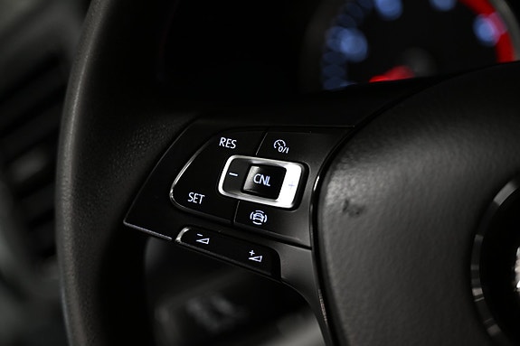 Volkswagen Crafter 25 of 30