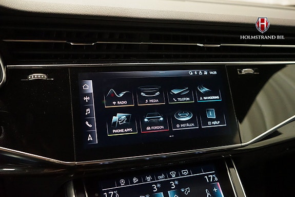Audi Q8 23 of 30