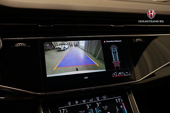 Audi Q8 19 of 30