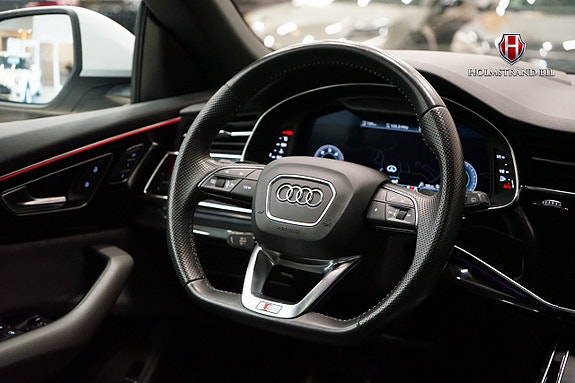 Audi Q8 15 of 30