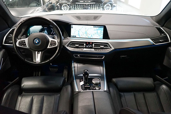 BMW X5 11 of 24