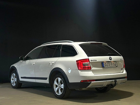 Skoda Octavia Scout 5 of 5