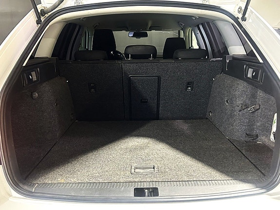 Skoda Octavia Scout 14 of 15