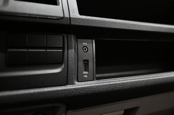 Volkswagen e-Transporter 20 of 29