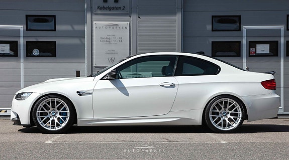BMW M3 5 of 5