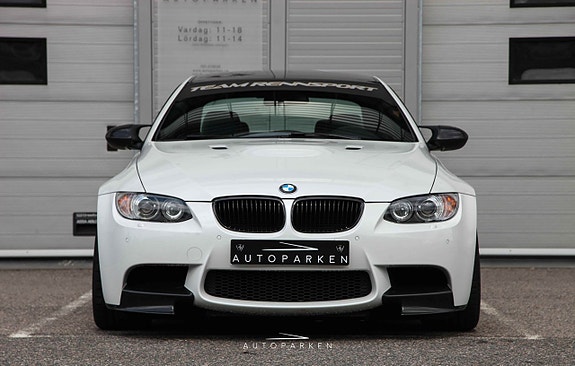 BMW M3 3 of 5