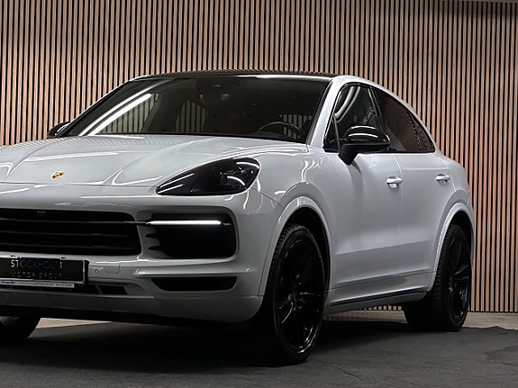 Porsche Cayenne Coupe 2 of 30