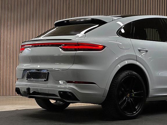 Porsche Cayenne Coupe 11 of 30